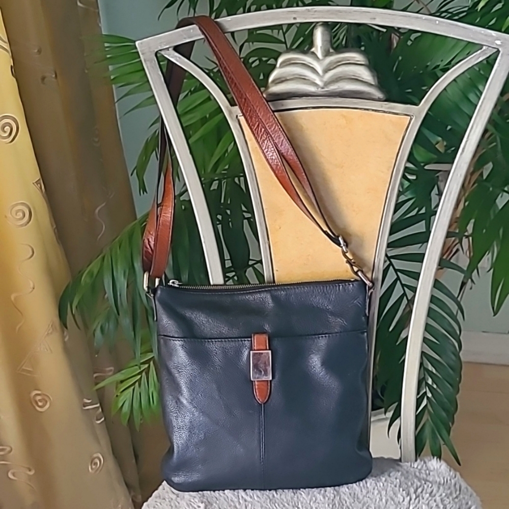 M&S Collection Leather Crossbody ❤️